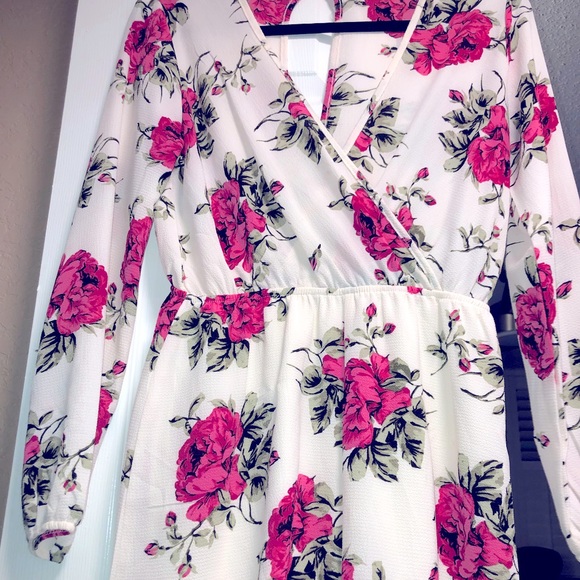 Cream and Rose Romper - Picture 1 of 2